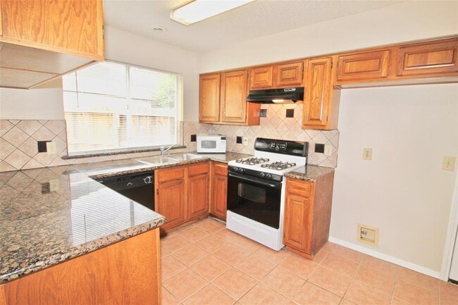 3331 Oak Branch Ln in Sugar Land, TX - Building Photo - Building Photo