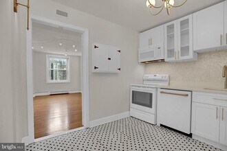1101 St Paul St in Baltimore, MD - Building Photo - Building Photo