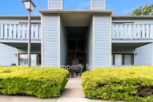 property at 1107 Woodhollow Dr