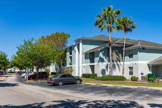 Buena Vista Place Apartment in Windermere, FL - Building Photo - Primary Photo