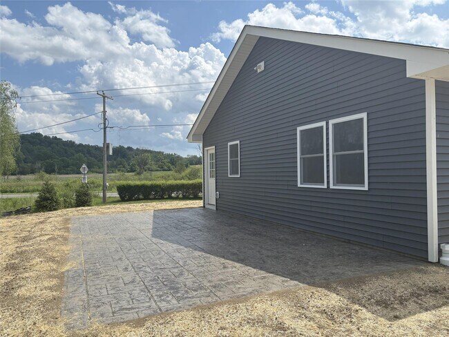 6 Sharon Station Rd in Amenia, NY - Building Photo - Building Photo