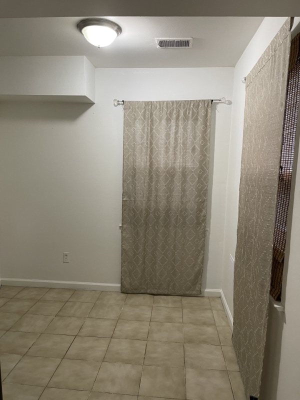 8200 Walutes Cir in Alexandria, VA - Building Photo - Building Photo