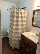 411 W Dana St, Unit B in Mountain View, CA - Building Photo - Building Photo