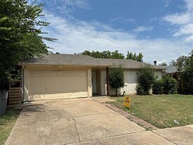 553 Hightrail Dr in Allen, TX - Building Photo