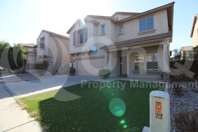 property at 2025 W Marconi Ave