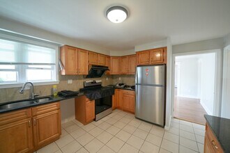 15 Merrymount Ave in Quincy, MA - Building Photo - Building Photo