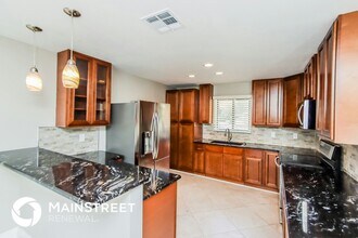 650 Estaugh St NW in Palm Bay, FL - Building Photo - Building Photo