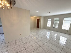 1423 SE 18th Terrace in Cape Coral, FL - Building Photo - Building Photo