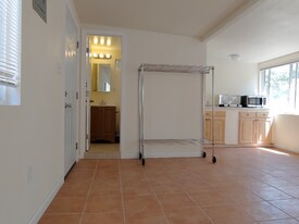 5345 Northridge Ave in San Diego, CA - Building Photo