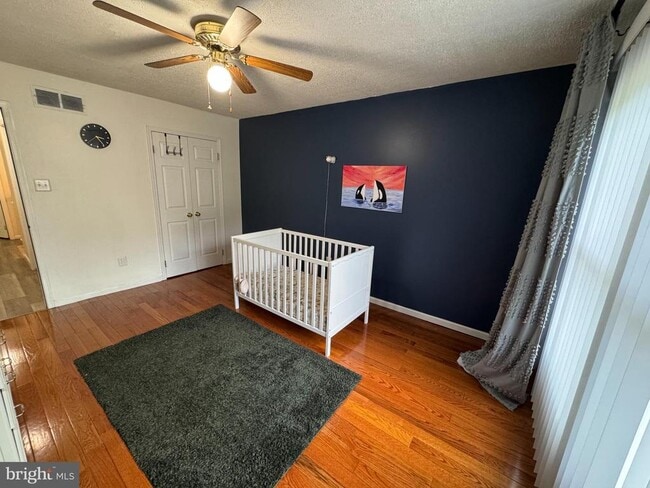 property at 48 Walton Ct
