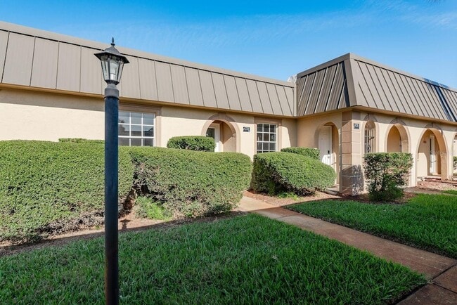 4229 Stratford Dr, Unit 4229 in New Port Richey, FL - Building Photo - Building Photo