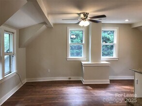 52 Cumberland Ave in Asheville, NC - Building Photo - Building Photo