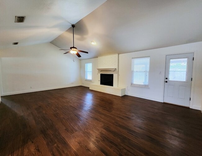 2900 Phillip Pl in Midland, TX - Building Photo - Building Photo