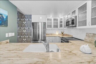 1757 30th Ave in Santa Cruz, CA - Building Photo - Building Photo