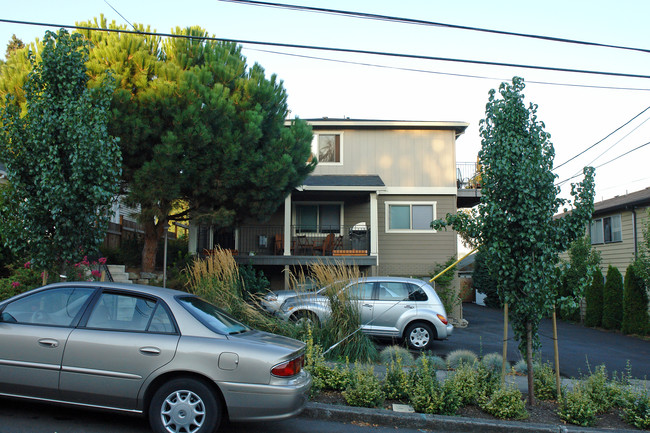 3701 33rd Ave in Portland, OR - Building Photo - Building Photo