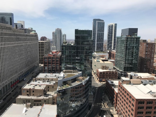 400 N La Salle Dr in Chicago, IL - Building Photo - Building Photo