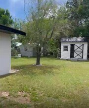 10400 SE 148 Pl in Summerfield, FL - Building Photo - Building Photo