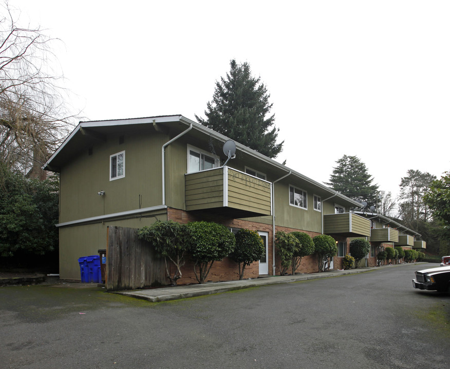 Barbur Heights Deluxe Terrace Apartments in Portland, OR - Foto de edificio