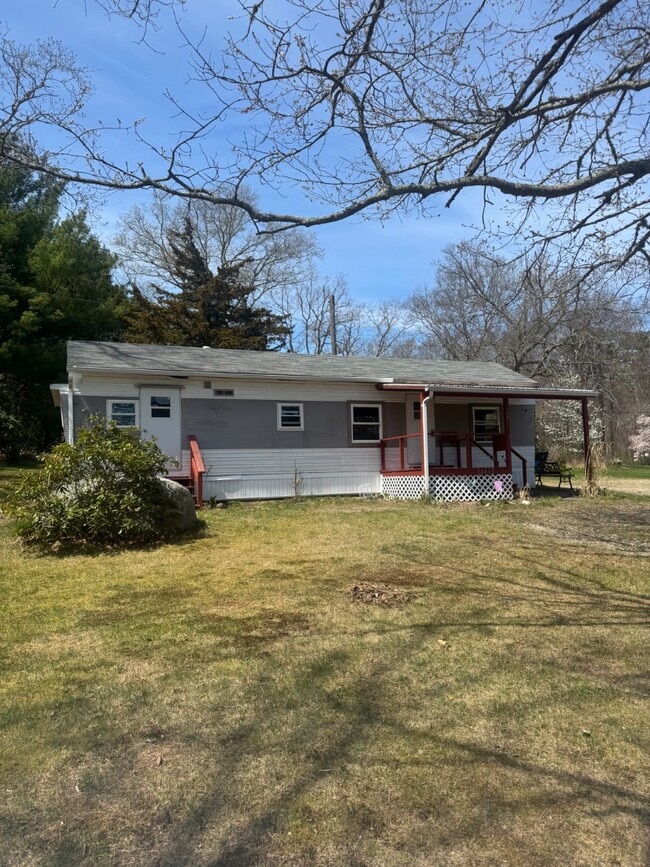 property at 881 Main St