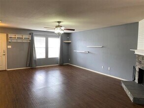 912 Mosaic Dr in Fort Worth, TX - Building Photo - Building Photo
