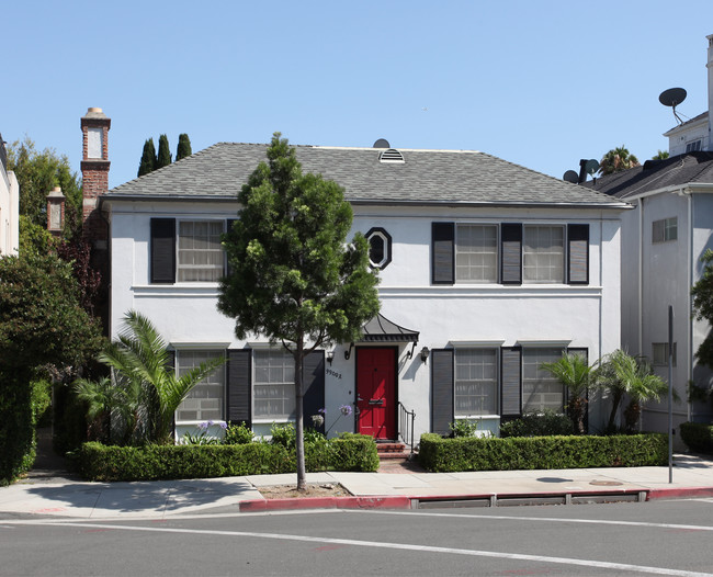 9900 Durant Dr in Beverly Hills, CA - Building Photo - Building Photo