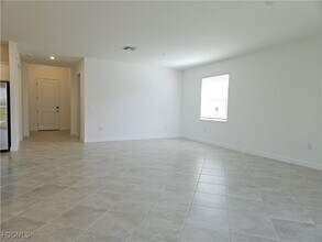 20465 Copperhead Dr in Lehigh Acres, FL - Building Photo - Building Photo