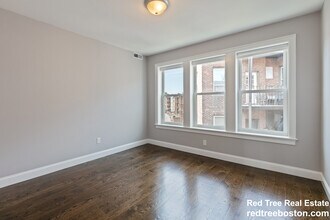 142 Sutherland Rd, Unit 2 in Boston, MA - Building Photo - Building Photo