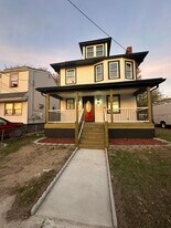 1910 43rd St in Pennsauken, NJ - Building Photo