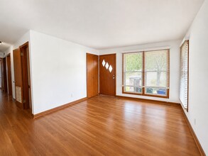 224 Roundhill Dr in Christiansburg, VA - Building Photo - Building Photo