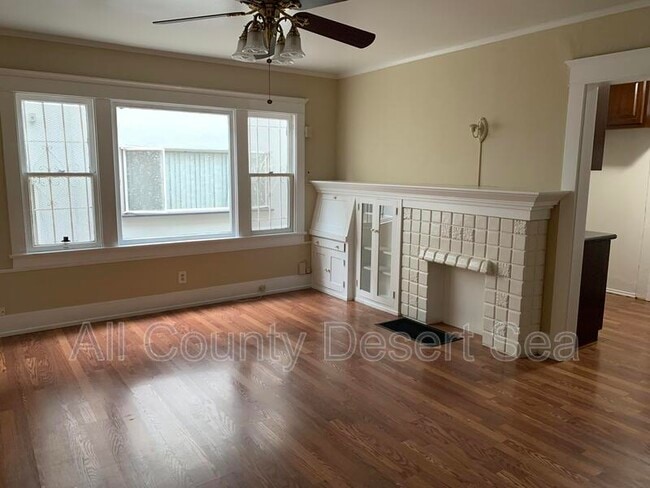property at 1109 E 1st St