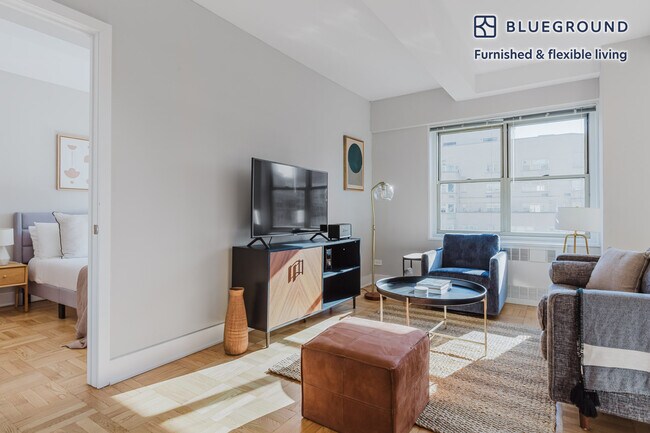 30 Park Ave in New York, NY - Building Photo - Building Photo