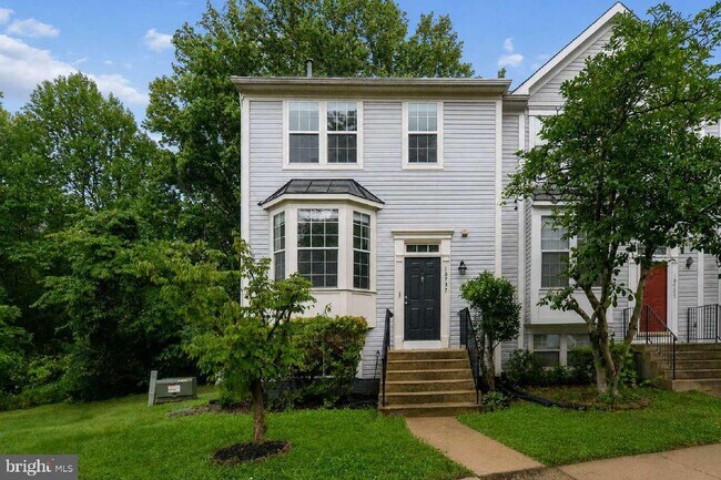 property at 10737 Kitchener Ct