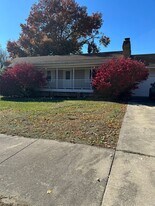 4065 S El Fiesta Ave in Springfield, MO - Building Photo