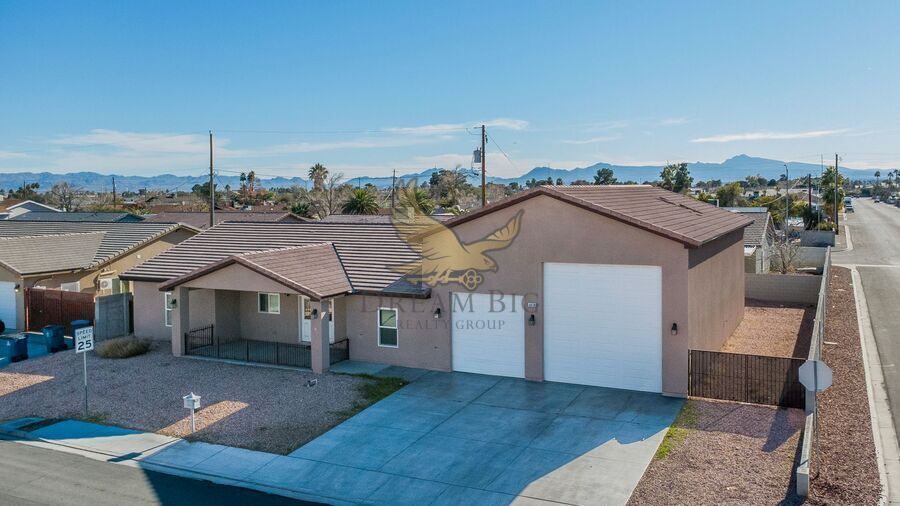 4615 E St Louis Ave in Las Vegas, NV - Building Photo