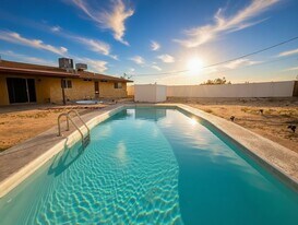 74071 Playa Vista Dr in Twentynine Palms, CA - Building Photo