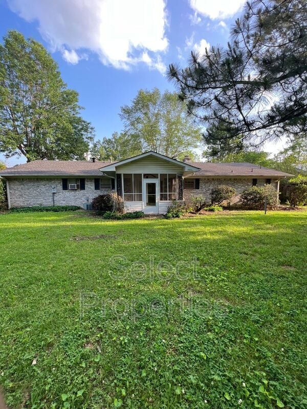 504 W South in Harrisburg, AR - Building Photo - Building Photo