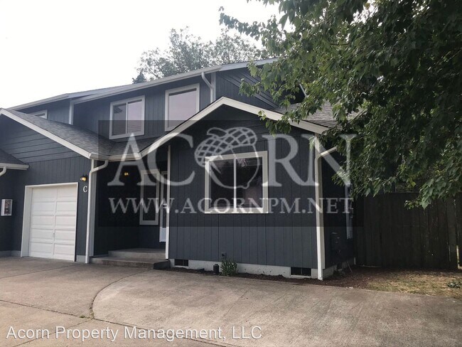 327 S 58th St in Springfield, OR - Building Photo - Building Photo