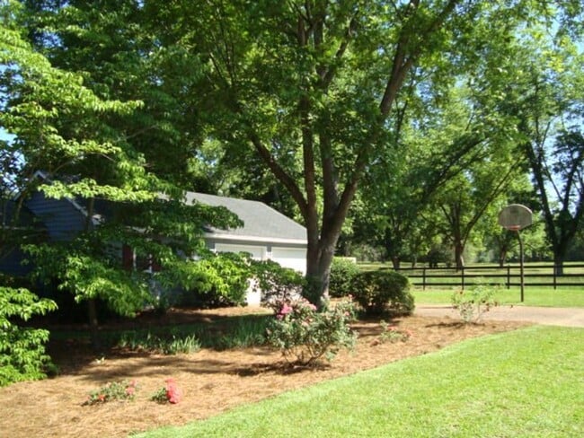 4318 Saddle Ridge Dr in Columbus, GA - Building Photo - Building Photo