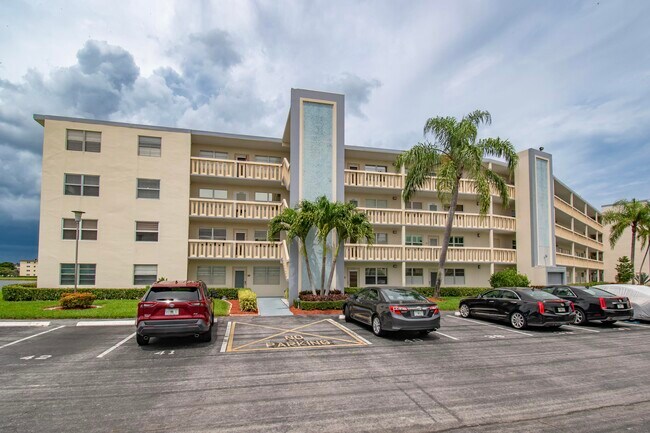 property at 2030 Ainslie Dr
