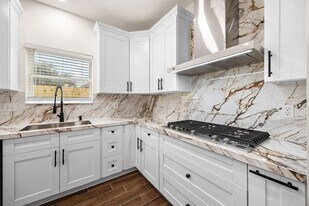 17907 Pelican Way Rd in Houston, TX - Building Photo