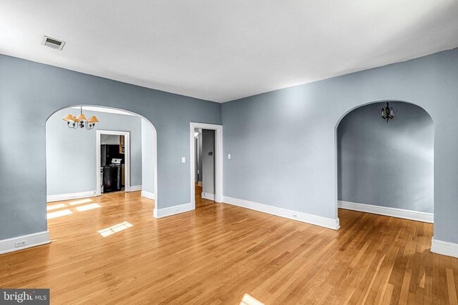 210 E Windsor Ave in Alexandria, VA - Building Photo - Building Photo
