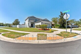 10238 Perthshire Cir in Land O Lakes, FL - Building Photo - Building Photo