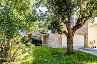 104 Rattlesnake Way in Cibolo, TX - Building Photo - Building Photo