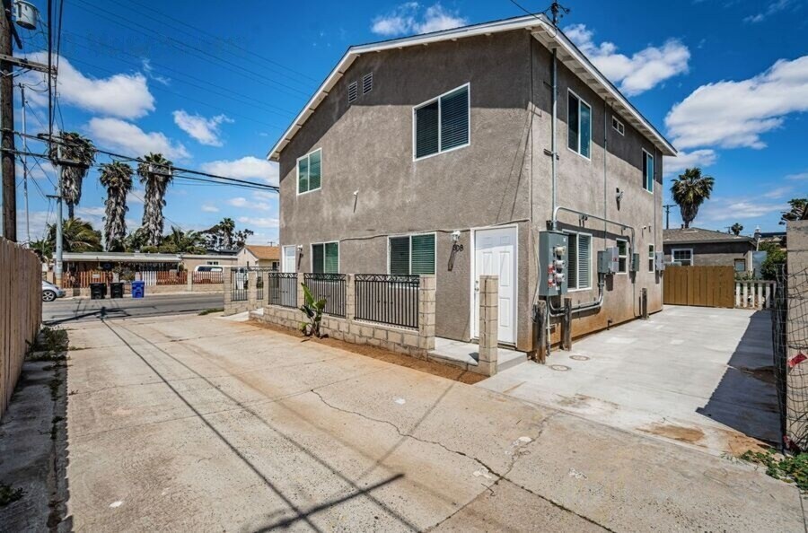 508 S 46th St in San Diego, CA - Building Photo