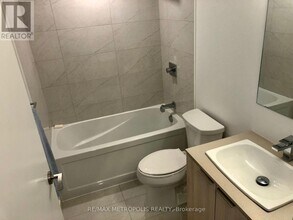 18-918 Maitland Terrace in Toronto, ON - Building Photo - Building Photo