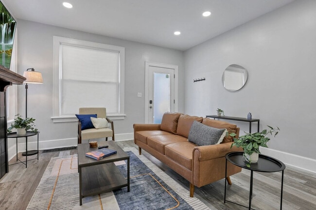 property at 1376 N 4th St