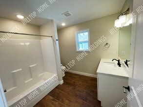 53 Hilltop Rd in Eldon, MO - Building Photo - Building Photo