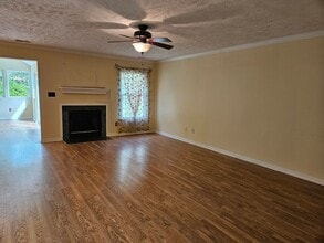 123 Pearce Pl in Raeford, NC - Building Photo - Building Photo