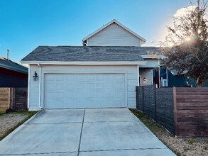 5920 Corrine Ln in Austin, TX - Building Photo - Building Photo