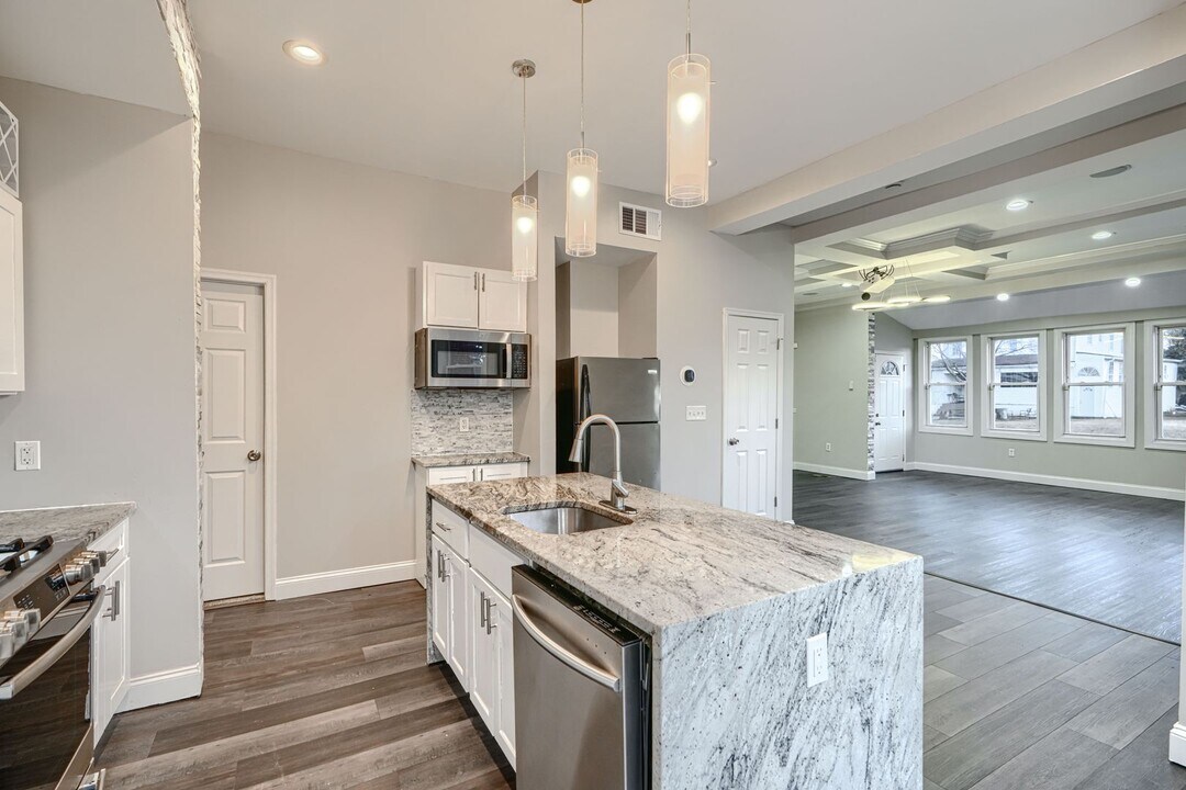 4012 Fernhill Ave in Baltimore, MD - Building Photo